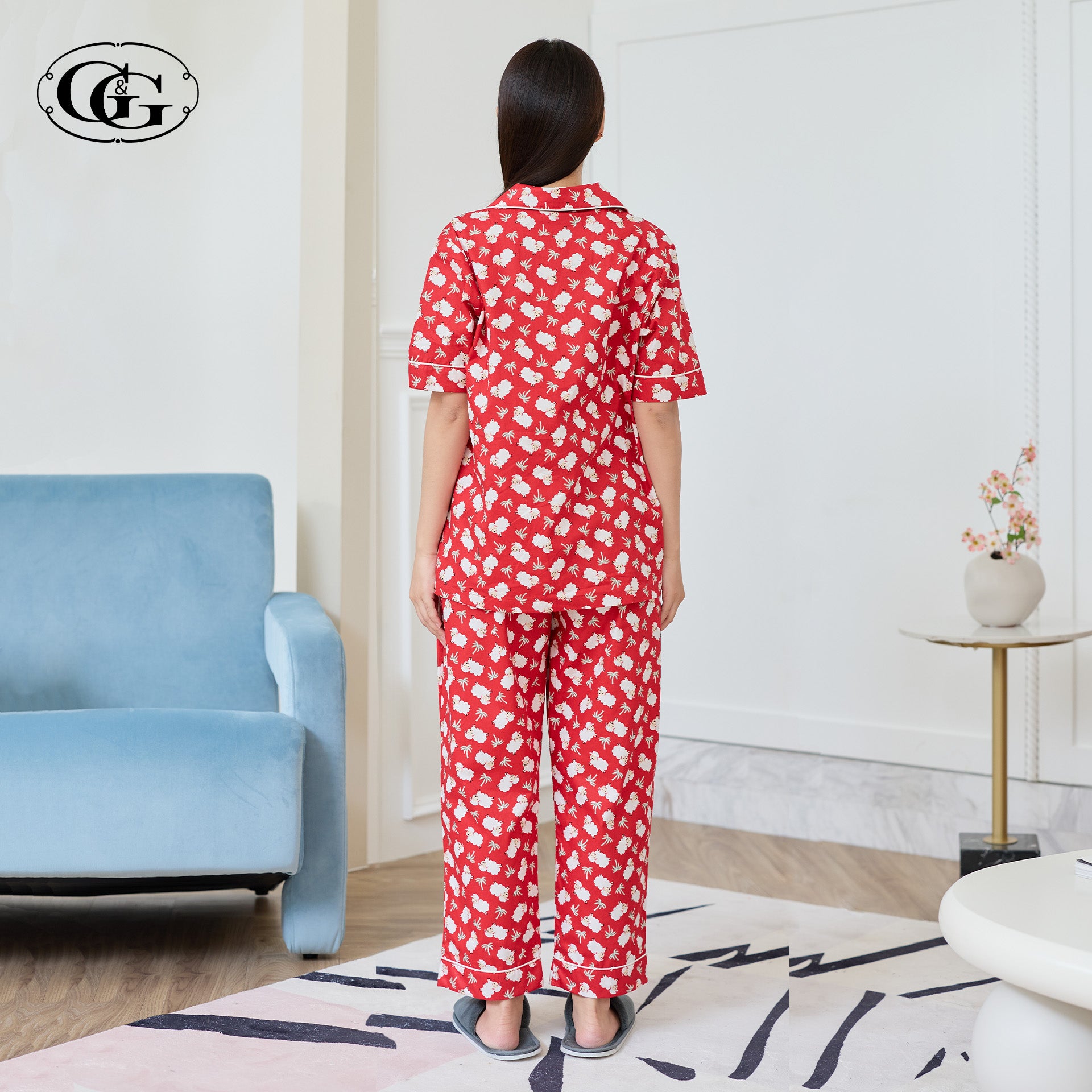 G&G - ชุดนอน เสื้อแขนสั้นคอปก กางเกงขายาว ผ้าคอตตอน ลายแกะน้อย EN4C010