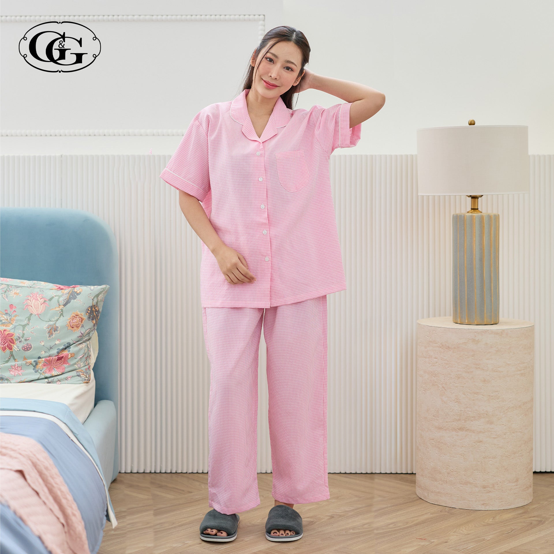 G&G - ชุดนอน เสื้อแขนสั้นคอปก  กางเกงขายาว ผ้าโพลีเอสเตอร์+คอตตอน EN4P011
